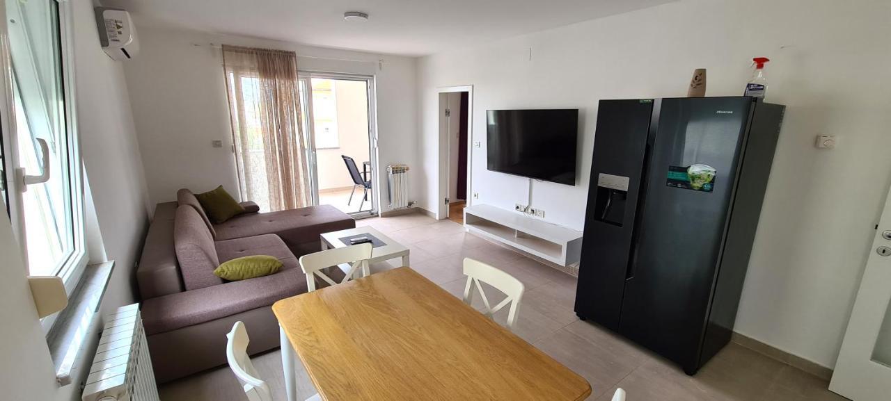 Apartments Vedran Пунат Экстерьер фото