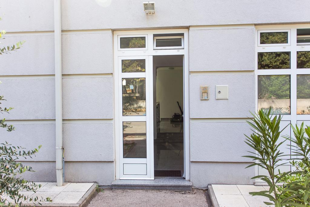 Apartments Vedran Пунат Экстерьер фото